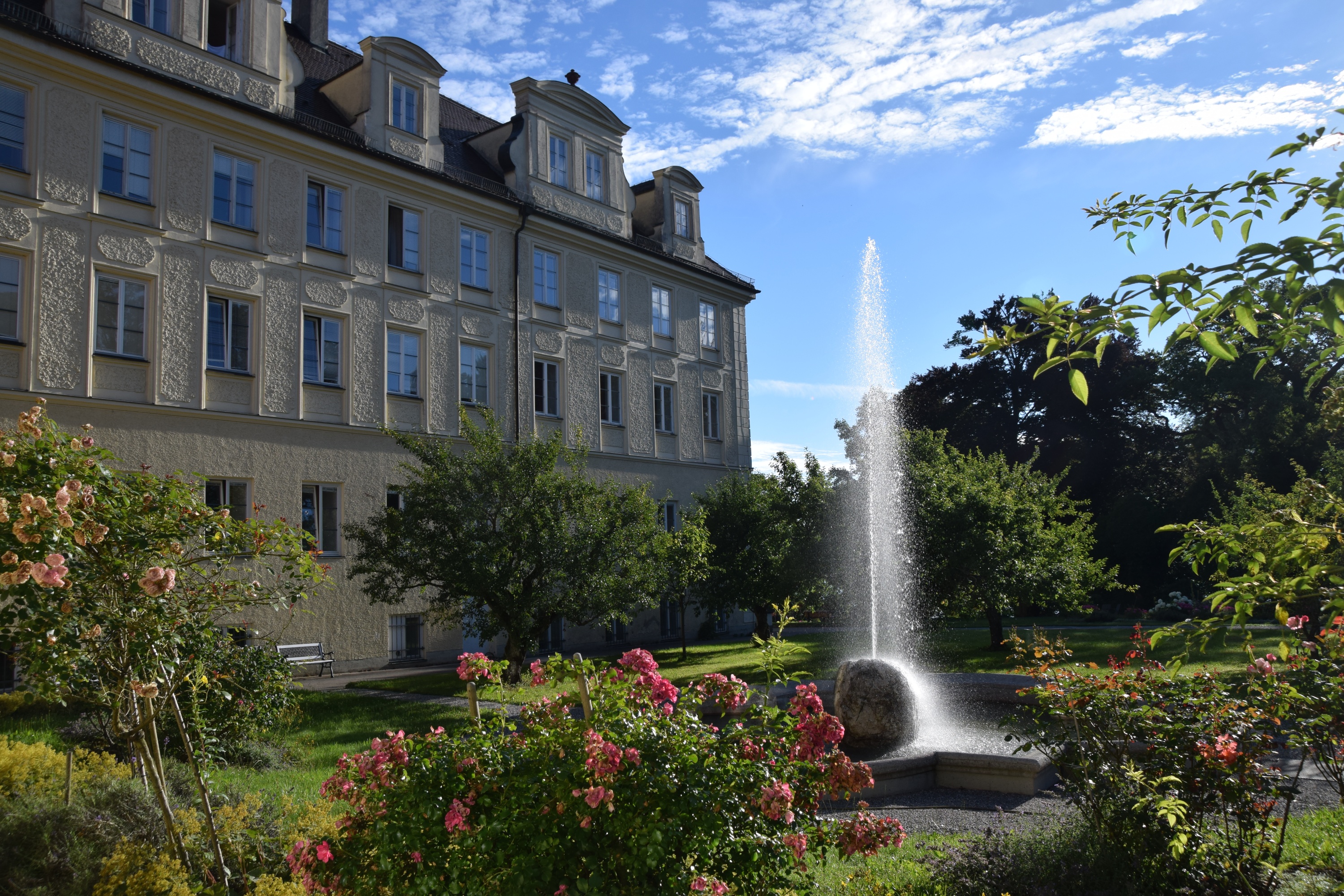 Park und Brunnen Kloster Bernried